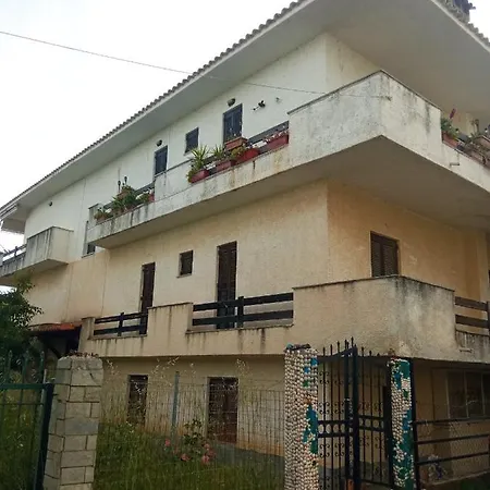διαμέρισμα στο χωριό της νέας ηράκλειας χαλκιδικής Apartamento